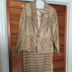 3 Piece Women’s Skirt Suit